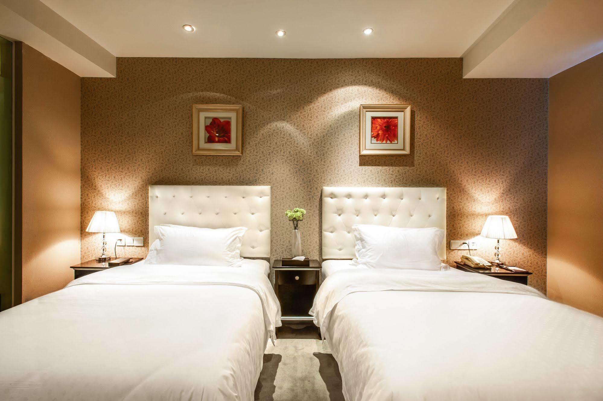 Chengdu Xuanya Yingyue Hotel Экстерьер фото